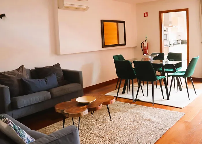 Apartment Luxury 3-bedroom At High-end Da Luz