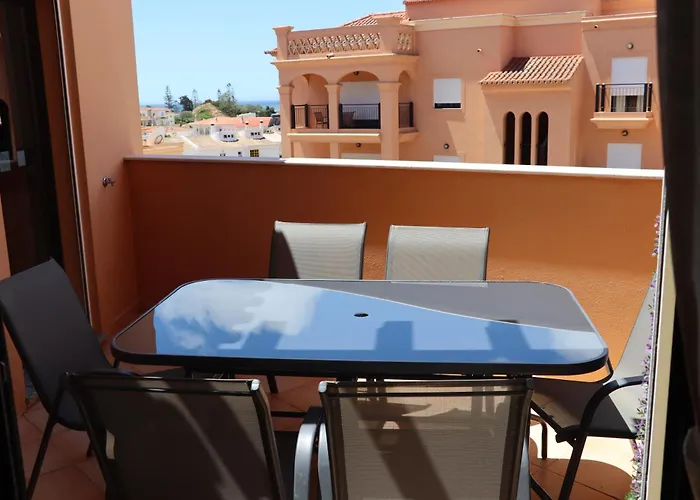 Luxury 3-bedroom At High-end Da Apartment