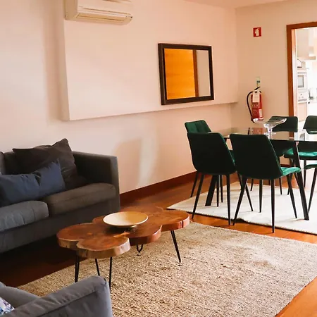 Daire Luxury 3-bedroom At High-end Da Luz