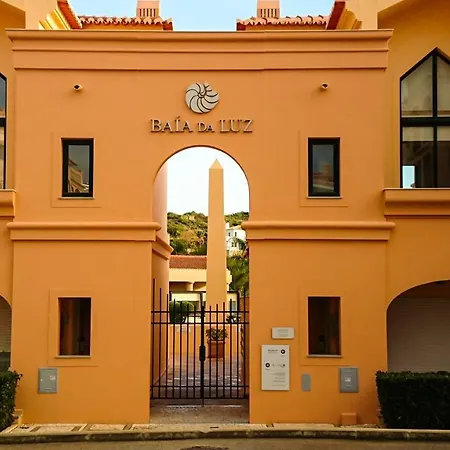 Luxury 3-bedroom At High-end Da Apartamento