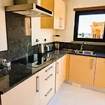 아파트 Luxury 3-bedroom At High-end Da *