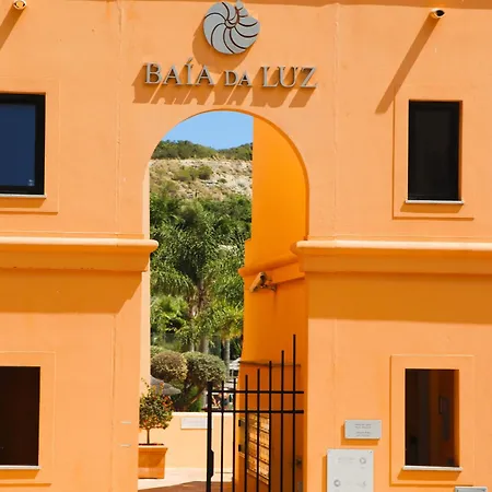 Luxury 3-bedroom At High-end Da Apartment Luz