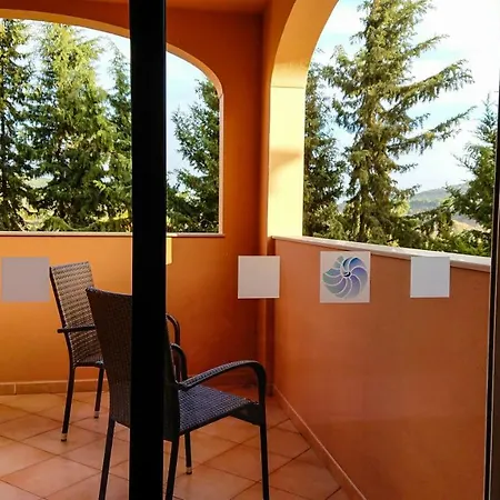 Apartment Luxury 3-bedroom At High-end Da